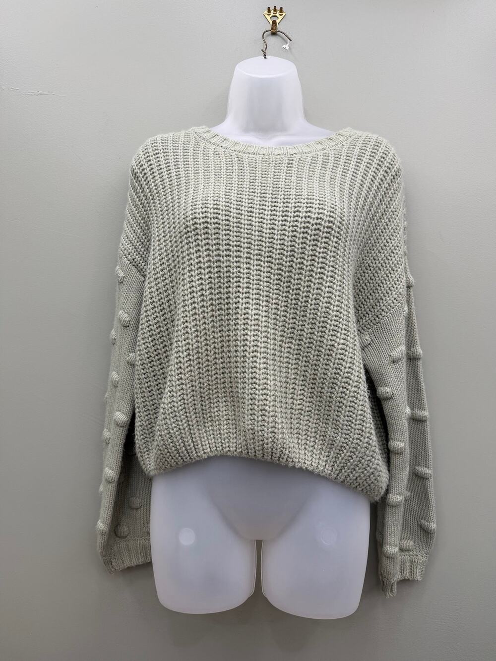 Moon & Madison Chunky Knit Sweater L Gray Bobble Sleeve Cropped Oversized